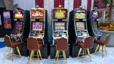 Mobile app interface showing live casino tables and sports markets